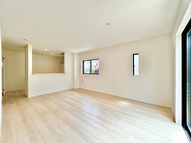 リビングは大切なひとと過ごす癒しの場。笑い声が響き渡る空間になりますように。