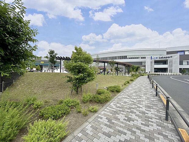 ららぽーと立飛まで約2300m