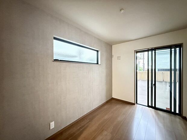 お好みの家具を置いたり、小物を飾り、お気に入りの空間づくりが楽しめそうです。