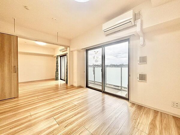 apartment 東京都三鷹市下連雀３丁目
地図を見る