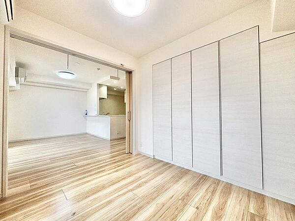 apartment 東京都三鷹市下連雀３丁目
地図を見る