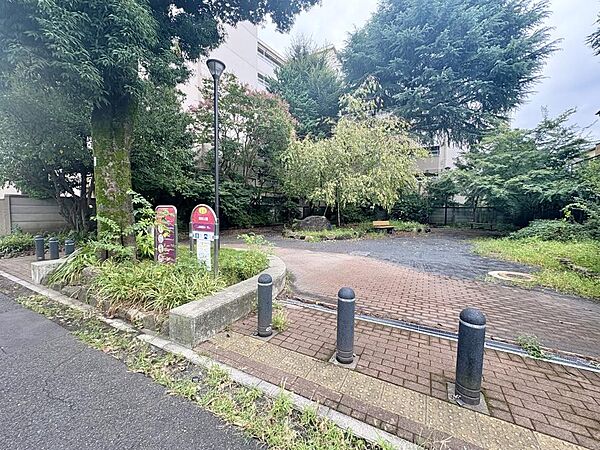 apartment 東京都武蔵野市境南町４丁目
地図を見る