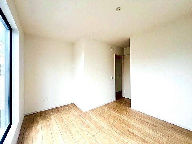 生活スタイルに合わせて、お子様部屋、寝室、テレワーク室など様々な用途で使用できます。