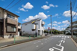 東京都狛江市東和泉３丁目