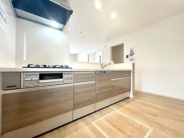 生活スタイルやご希望に合ったキッチンかどうか、ぜひ現地にてお確かめください。