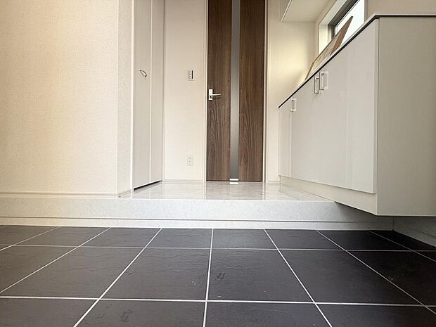 すっきりと片づけることで、さわやかな空間を保つことができます。