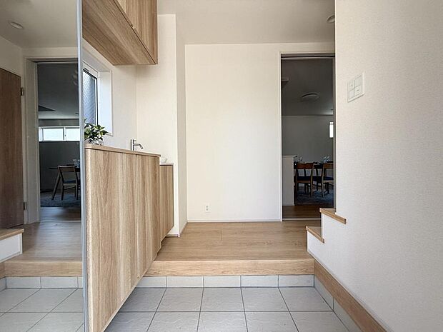 すっきりと片づけることで、さわやかな空間を保つことができます。