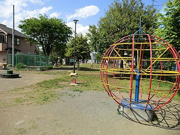 東大南児童遊園まで約503m