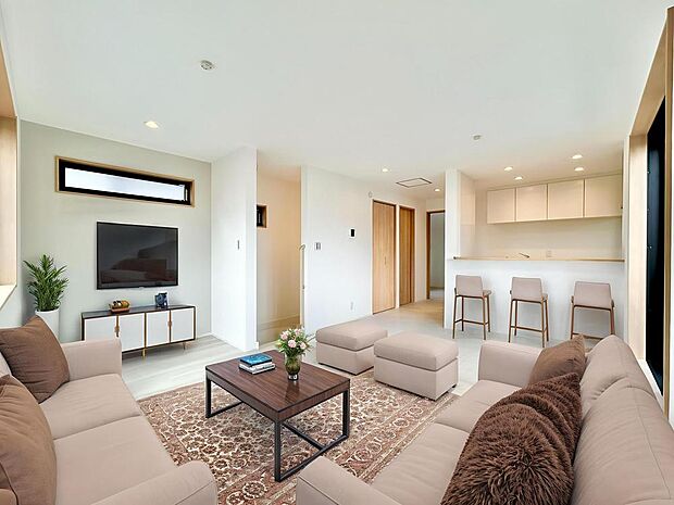 ご家族が集うLDKは2階に設けられており、バルコニーに面した明るい空間です。CG加工済み