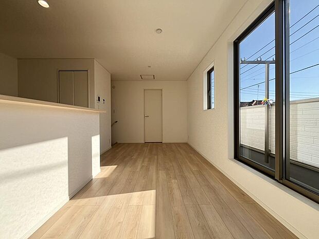 レイアウトを考えやすい間取りです。お好みの家具を配置して、心地よい空間をおつくりください。