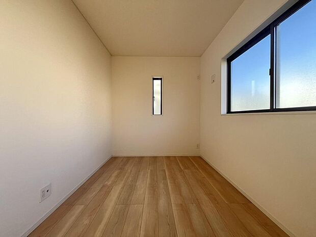 不動産は同じものがありません。少しでも気になったら、まずは本日の販売状況をお問い合わせください。