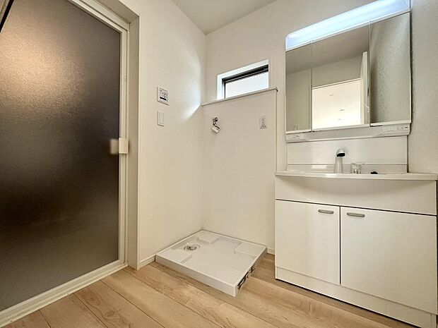 外出前、就寝前など、毎日使用する洗面スペース。ご家族に合った仕様かどうか、お確かめください。