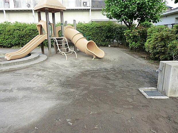 学園東ひまわり公園まで約246m