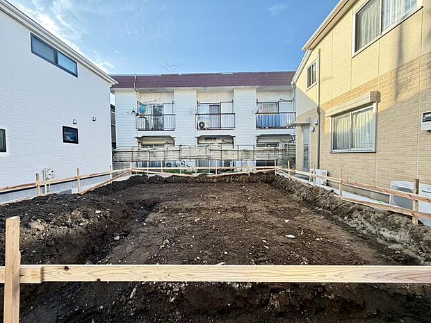 周辺の買い物施設、教育施設などの情報もご案内させていただきます。