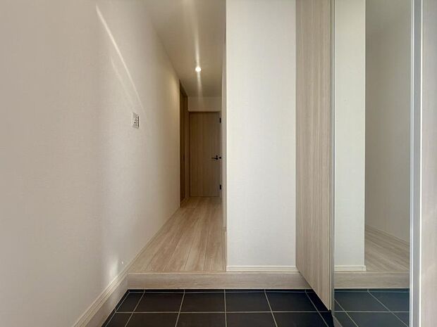 すっきりと片づけることで、さわやかな空間を保つことができます。