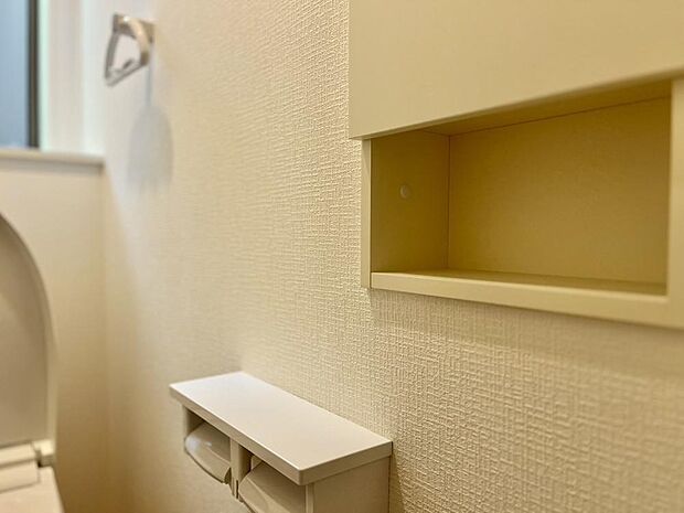 写真と現地では広さや明るさの感じ方が異なります。実際に足をお運びいただき、ご体感ください。