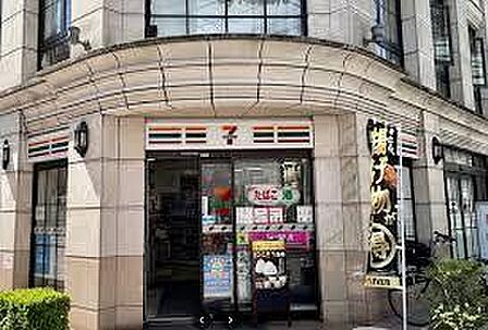 セブンイレブン吉祥寺本町2丁目店まで約77m