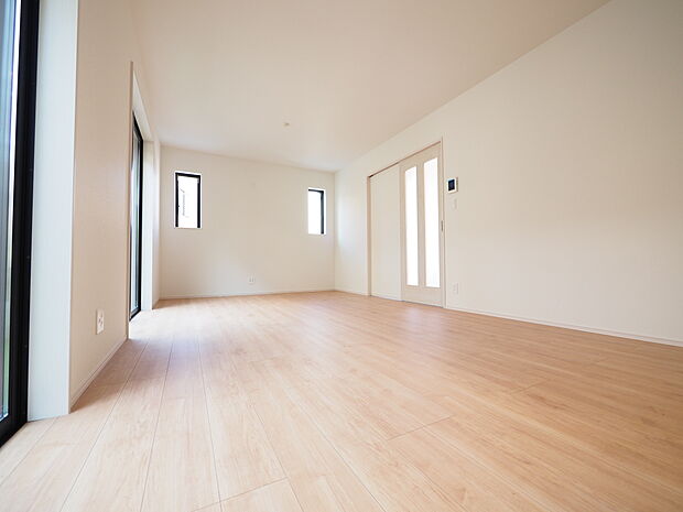 設備、収納が整った暮らしやすい住まいで、笑顔あふれる新生活を始めませんか?