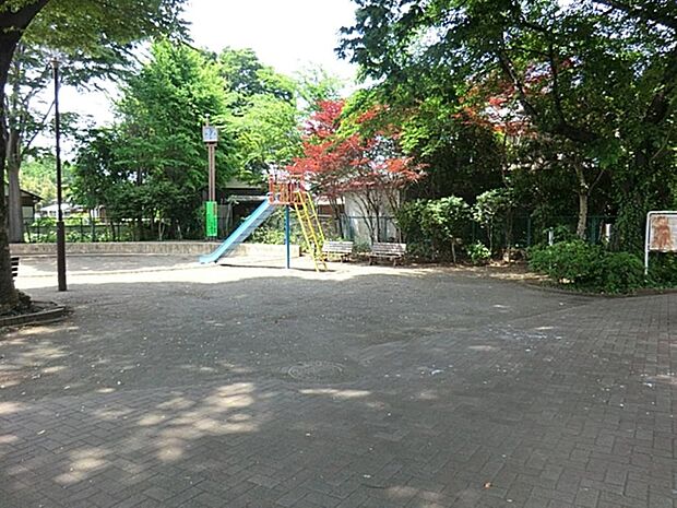 鍋二公園まで約207m