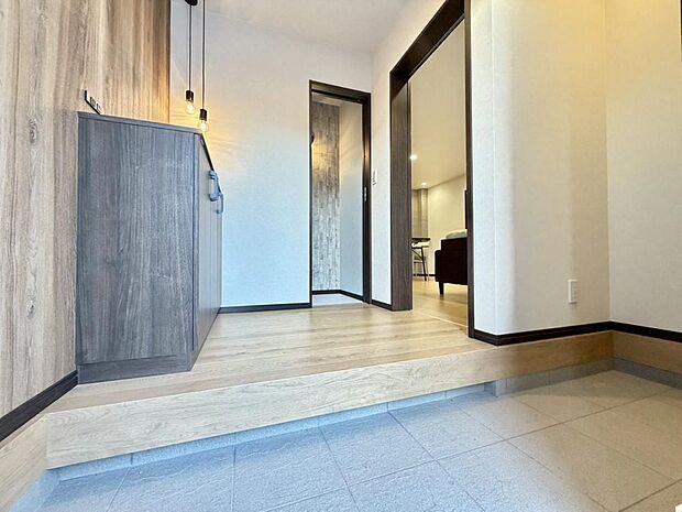 すっきりと片づけることで、さわやかな空間を保つことができます。