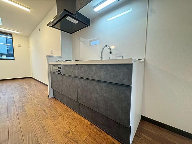 写真だけでは判らないこともあります。設備、仕様などの詳細はお尋ねください。