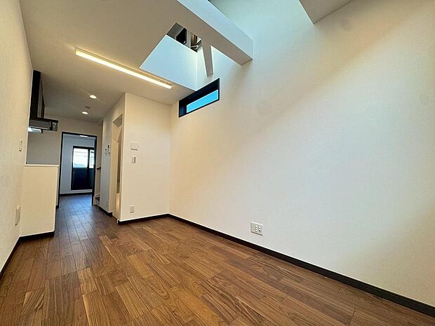 生活スタイルやご家族のお好みに合わせて、模様替えも楽しめそうです。