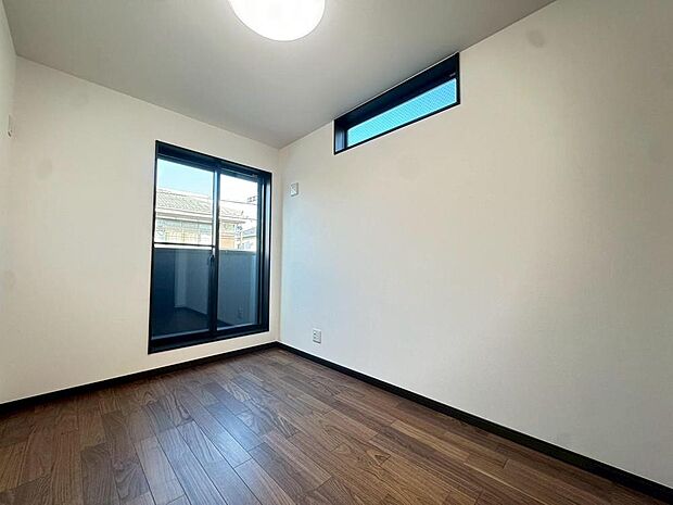 生活スタイルに合わせて、お子様部屋、寝室、テレワーク室など様々な用途で使用できます。