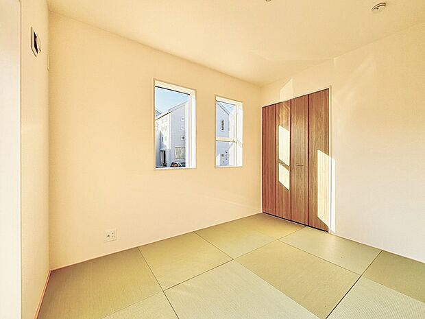 和室はお子さまの遊び場や家事室、お昼寝など多目的に活用可能です。