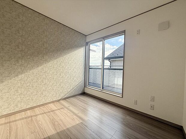 生活スタイルに合わせて、お子様部屋、寝室、テレワーク室など様々な用途で使用できます。