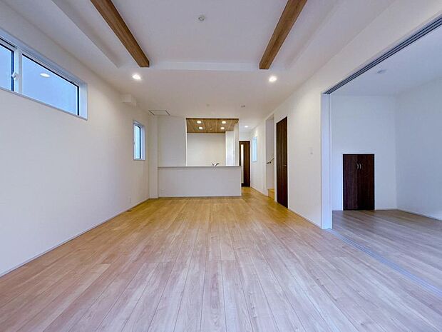 レイアウトを考えやすい間取りです。お好みの家具を配置して、心地よい空間をおつくりください。