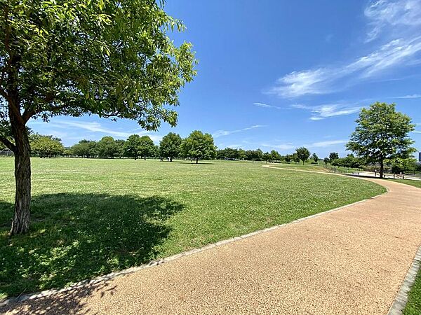 東伏見公園まで約1000m