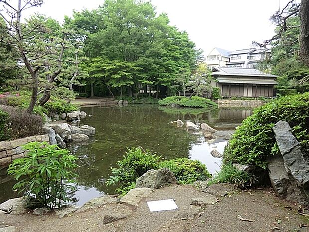 愛宕公園まで約1376m