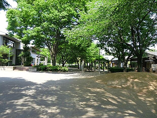 上水本町地域センター公園まで約920m