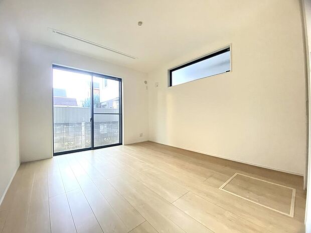 生活スタイルに合わせて、お子様部屋、寝室、テレワーク室など様々な用途で使用できます。