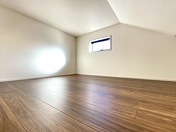 各収納を活用することで、いつでもすっきりとした心地よい住空間を叶えることができます。