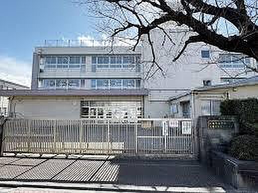 三鷹市立第七小学校まで約80m