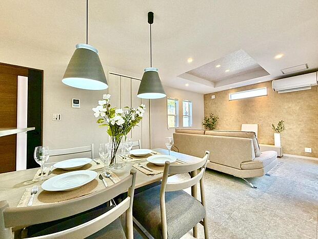 生活スタイルやご家族のお好みに合わせて、模様替えも楽しめるLDKです。