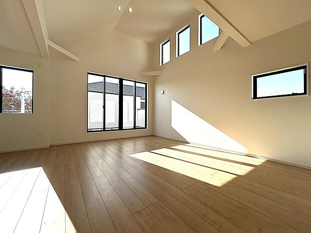 実際にご見学いただけます。広さや日当たり、設備・仕様など、ぜひご体感ください。