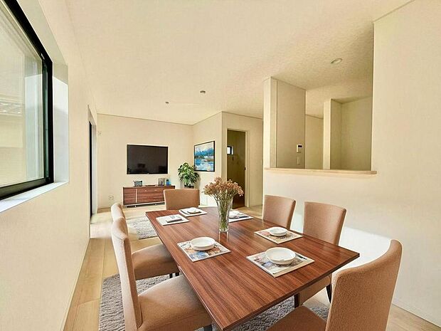 一日の中でも長い時間を過ごす空間です。お好みのインテリアコーディネートをお楽しみください。CG加工済