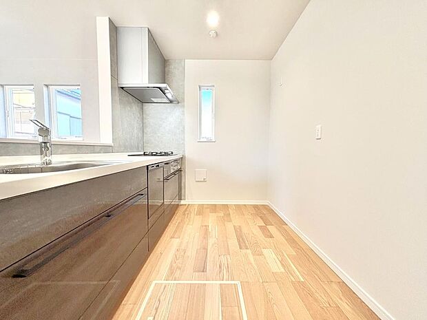 毎日使われるキッチンスペース。家事動線や収納量が理想に合っているか、ご確認ください。