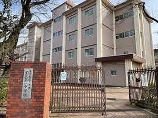 国立市立国立第一中学校まで約959m