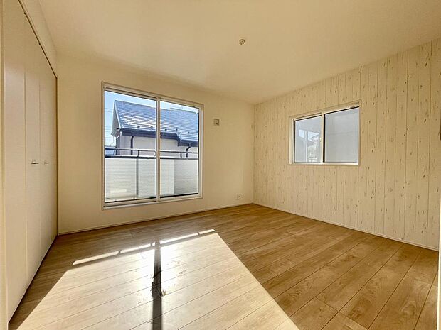 お好みの家具を置いたり、小物を飾り、お気に入りの空間づくりが楽しめそうです。