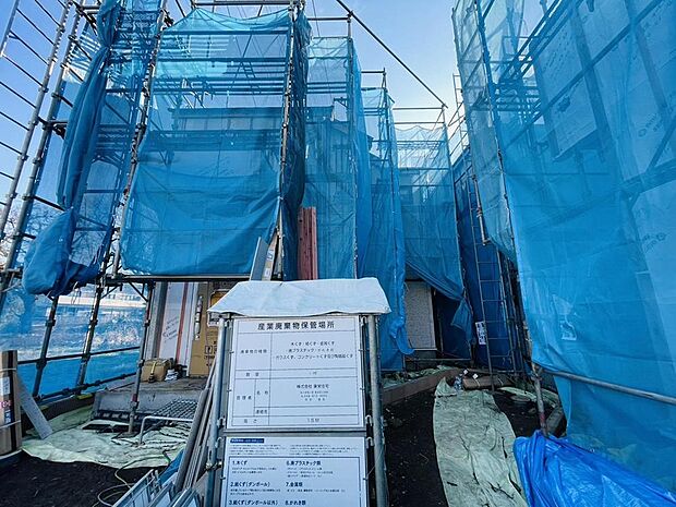 対面式キッチンとリビング階段が採用されています。ご家族のコミュニケーションが深まる間取りです。