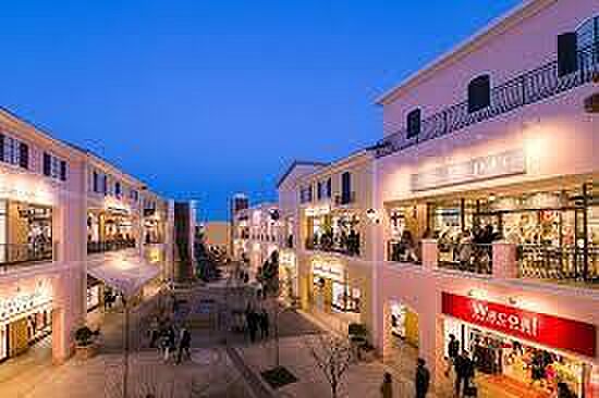 VAN三井アウトレットパーク多摩南大沢まで約1563m