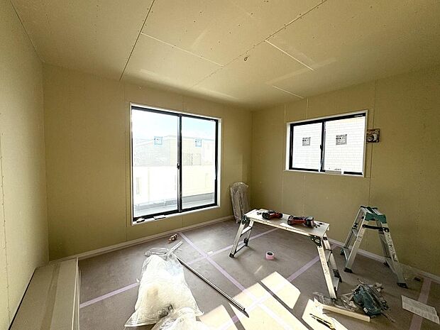 ベッドなどの大型家具を配置してもゆとりのある広さで、主寝室にもおすすめです。