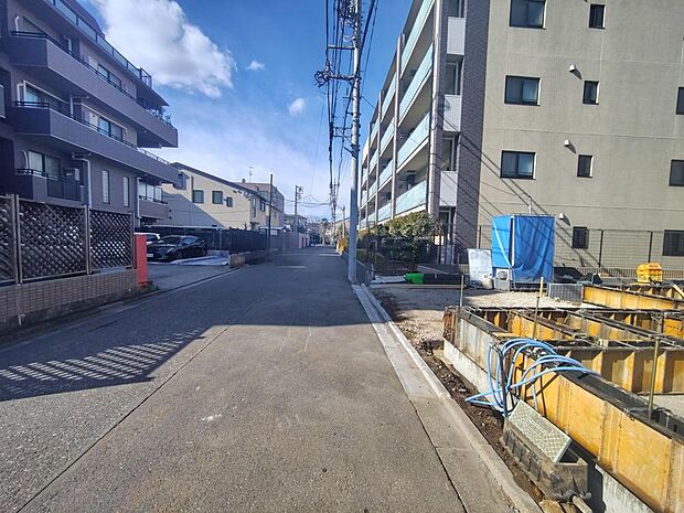 周辺の買い物施設、教育施設などの情報もご案内させていただきます。