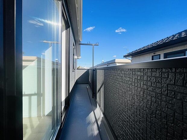 お天気の良い日には、気持ちの良い青空が楽しめそうです。