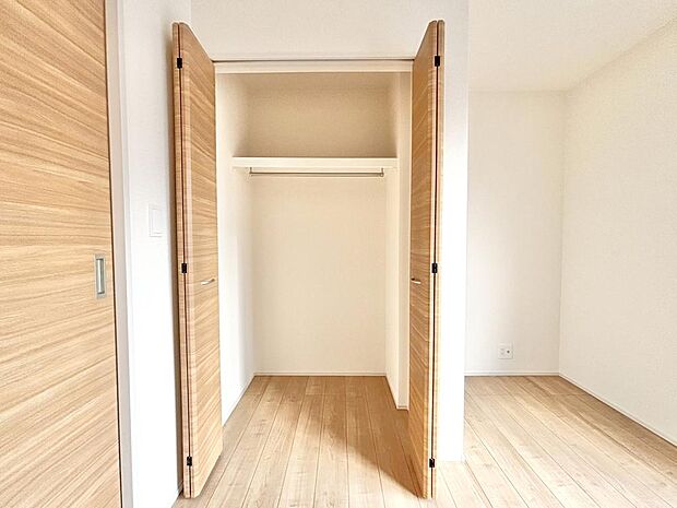 室内各所に収納があります。ご見学の際は、実際の暮らしをイメージして、使い勝手や動線をご確認ください。