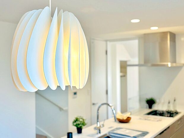 様々なスタイルのインテリアに合わせやすいシンプルな内装で、お好みのコーディネートが楽しめます。