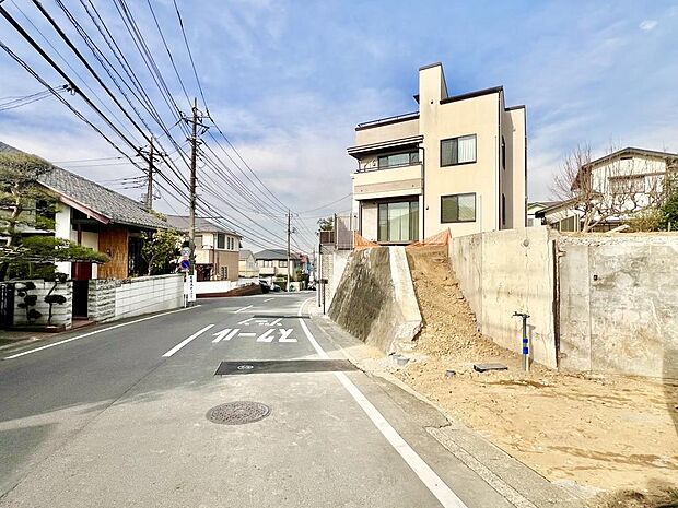 これまでの経験と知識を活かし、お客様に寄り添ったご提案をいたします。お気軽にご相談くださいませ。